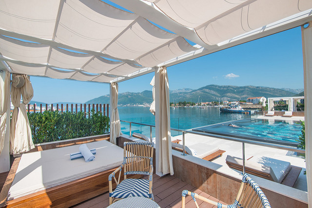yacht club pool porto montenegro